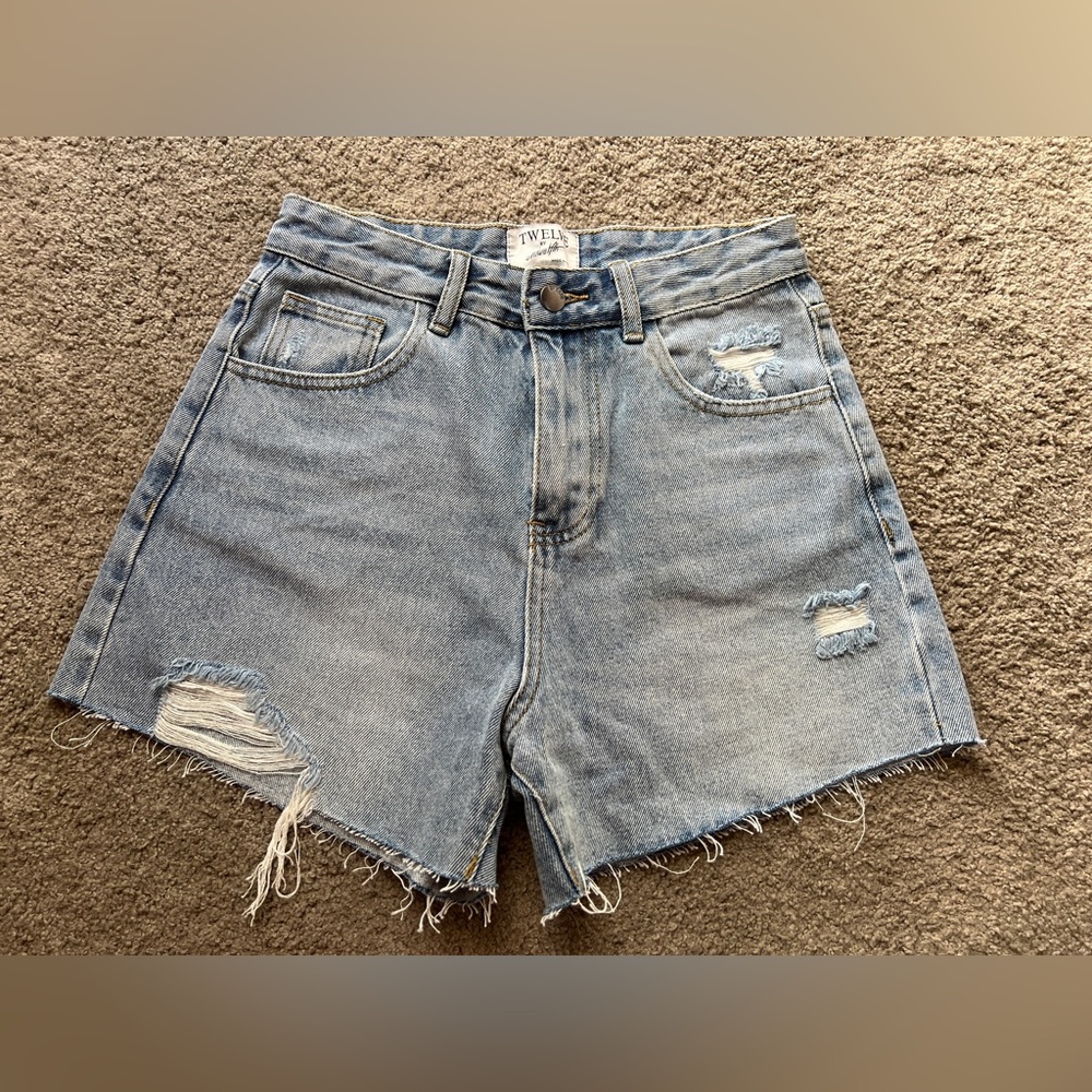 Vici Hudson High Rise Distressed Denim Shorts…Size Small
